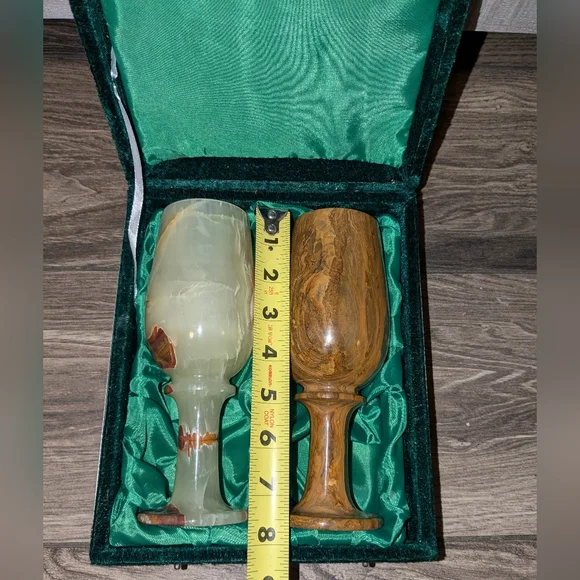 2 Genuine Stone Real Solid Onyx Chalices Cups Heavy in the case 8"T x 2.25" W - Picture 10 of 11